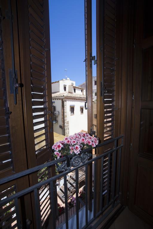 Palazzo Vatticani ปาแลร์โม ภายนอก รูปภาพ