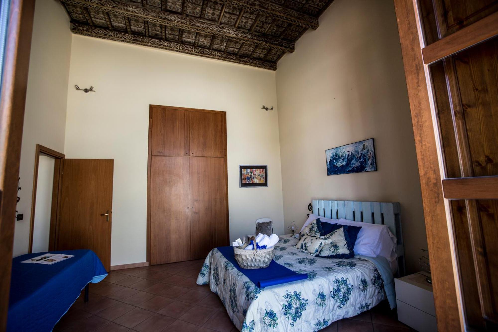 Palazzo Vatticani Bed & Breakfast ปาแลร์โม ภายนอก รูปภาพ