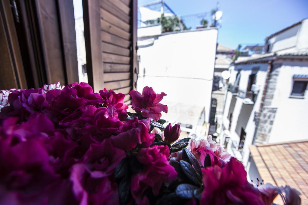 Palazzo Vatticani ปาแลร์โม ภายนอก รูปภาพ